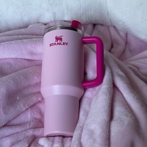 LIMITED EDITION Flamingo Stanley 40oz Quencher